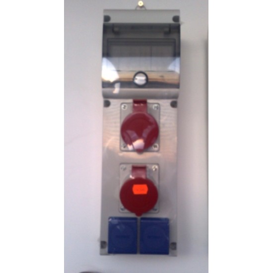 Skydelis su kištukiniais lizdais 632D.W11 6 DIN (2x16A 5p; 2x220V) 